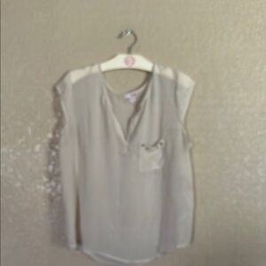 Bongo Elegant Cream Sleeveless Top large